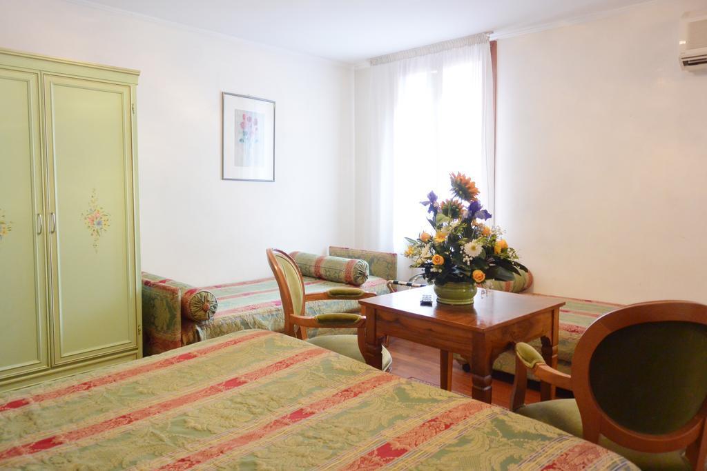 Hotel San Zulian Βενετία Εξωτερικό φωτογραφία
